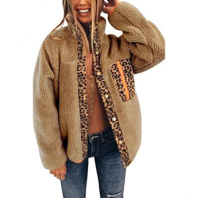 China 2021 new fashion Anti-wrinkle hot sale style leopard patchwork short fleece coat women for sale