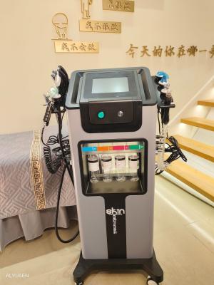 China 8 in 1 Sauerstoff Gesichtsmaschine Aqua Jet Peel CO2 Blasen Gesichtsreinigungsmaschine Schwarzkopf Entfernung Hautpflege Maschine zu verkaufen