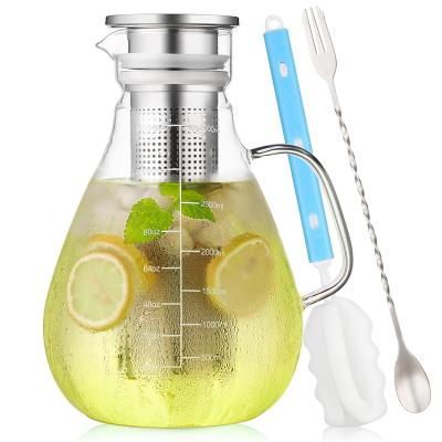 China Sustainable Glass Water Pitcher High Borosilicate Glass Pitcher Set With Lid And Fruit Infuser 3L Glass Water Pitcher for sale