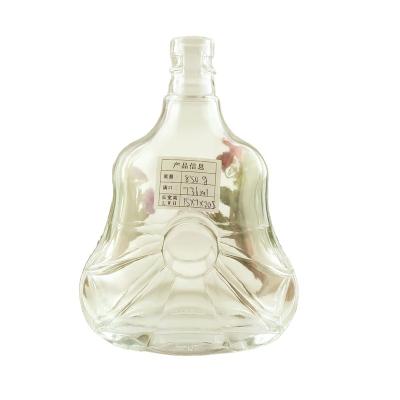 China Beverage China factory, wholesale empty transparent vodka bottle 700ml for sale