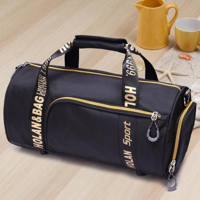 China Nylon Duffel Luggage Column Leisure Travel Bag For Shot Distance Training for sale