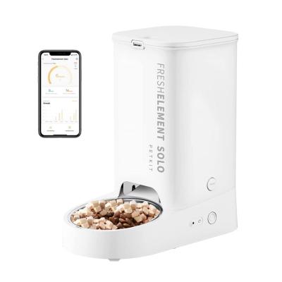 China Automatic PETKIT FRESH Element SOLO Wi-Fi Enabled Automatic Smart Pet Feeder Compatible For Freeze-Dried Pet Food for sale