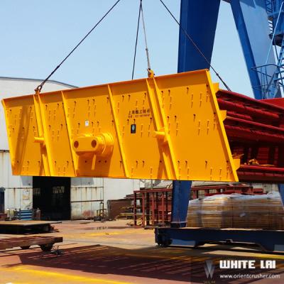 China Cement Vibration Screen Equipment for Rock Matreial , Sand Screener 8.25t for sale