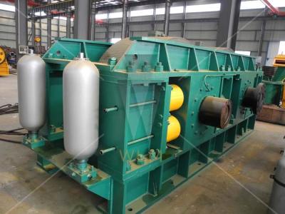 China Hydraulic double roller Controlling System Roller Crusher for Mining CE / ISO for sale