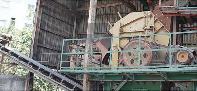 China Coal Mining Hydraulic Impact Crusher Machine for Basalt , 76-173t/h for sale