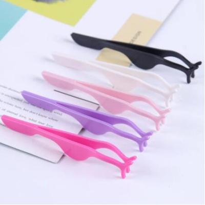 China Irregular Lashes Are Natural Tweezers For Eyelash Extensions 3D 5D 6D Volume Lashes Eyelash Extension Tweezers for sale