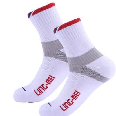 China 80 Percent Breathable Anti-skid Cotton Socks Breathable Anti-skid Cotton Sports Shock Socks Winter Autumn Spring Comfortable Adults Socks for sale