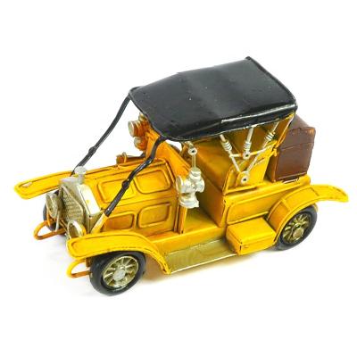 China Europe Iron Five Wheel Car Model Decoration Figurines Home Desktop Decor Metal Wecker Car Statue Male Crafts Retro Old for sale