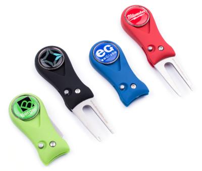 China +IRON zinc alloy professional manufacture golf series cheap products golf divot tool for sale