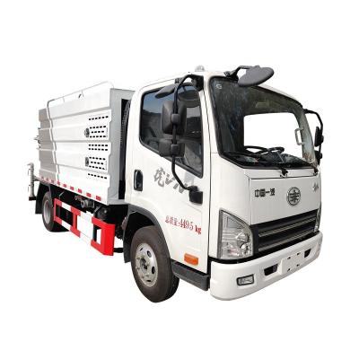 China Factory New Small Dongfeng Dust Suppression Truck With Big Water Tank And Fog Gun Sprinkler for sale