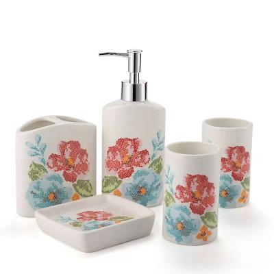 China Good viable high quality fashion bathroom accessories five pieces set excellent modern bathroom suits for sale