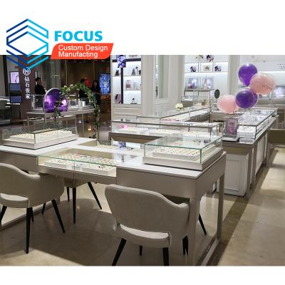 China Jewelry Retail Store Custom Design Retail Store Mall Jewelry Shop Showcase Jewelry Display Furniture for sale