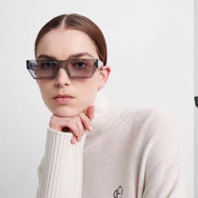 China Fashion Sunglasses Vintage New Small Glasses Shape Customized Women's Sunglasses Wholesale Ladies for sale