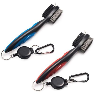 China Hot Selling Golf Club Cleaning Tool Golf Throwing Brush Cleaner with Retractable Zipper Line and Aluminum Carabiner Cleaning Tools for sale