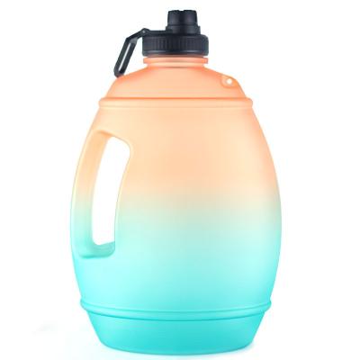 China Viable Hot Selling Water Bottle OEM/ODM Amazone grande agua de botellas de plastico Para 1 Gallon Water Bottle Design Cup Bottle Handle for sale