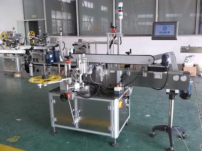 China Automatische zwei Seiten/Doppelt-selbstklebender Seitenaufkleber-Etikettiermaschine für um und flache Flasche zu verkaufen