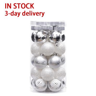 China Shatterproof Sale 50mm Silver and White 35pcs EAGLEGIFTS Amazon Christmas Ball Top Shatterproof Ornament for sale