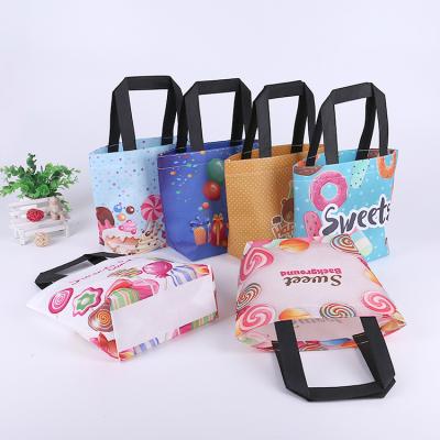 China Reusable Wholesale Custom CMYK Printing Non Woven PET Shopping Bag for sale