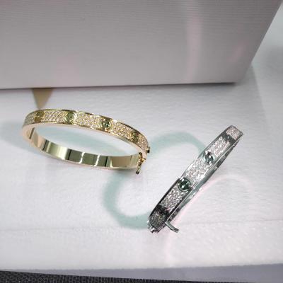 Chine Cartier Love Bracelet 18K Or Blanc Diamant Pavé plein diamant est bijoux Cartier en or réel à vendre