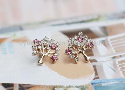 China High Shiny Polished Fashion Ladies 925 Silver Earrings Jewelry With 18k White Gold Plating for sale