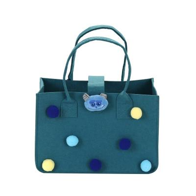 China Simply Fashion Large Capacity Various Colors Reusable Shopping Felt Cartoon Bag Wool Felt Tote Bag for sale