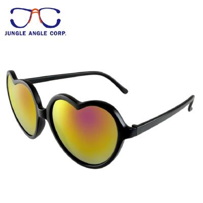 China Colorful UV400 Protection Fashion Party Style Heart UV400 Sunglasses for sale