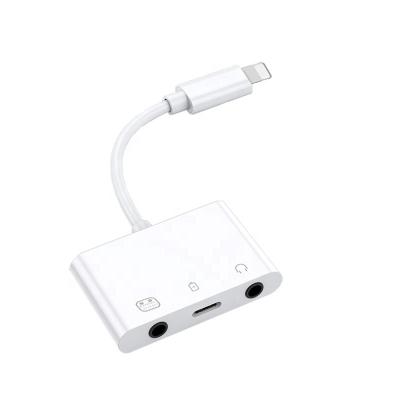 China Mobile Phone Sound Card Adapter Converter Earphone Jack Live Streaming Audio Splitter For Type C iPhone Android Mobile Phone for sale