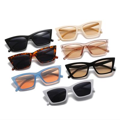 China Fashion Sunglasses 2021 Square Sunglasses Logo Fashion Sunglasses For Men Cheap Custom Made Cateye and Women for sale