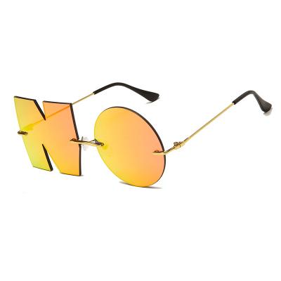 China Newest Fashion Sunglasses Design Shape NO Sunglasses Mirror Lenses Frameless Sunglasses 2020 for sale