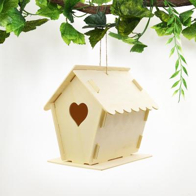 China Breathable DIY Wooden Bird House Bird Nest House Of Nesting Wood Bird for sale