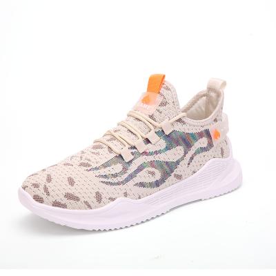 China Fashion Trend Men's Designer Sport Shoes Retail Online Shopping for sale