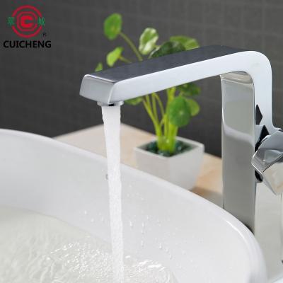 China Thermostatic Front Plate High Quality Bibcock Faucets Single Cold And Hot Bibcock for sale