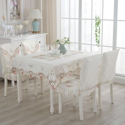 China Modern Hot Selling European Style Wedding Computer Embroidery Style Custom Tablecloth Embroidered Tablecloth for sale