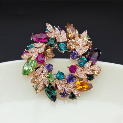 China ALLOY Women Crystal Rhinestone Golden Brooch Pins Female Chinese Redbud Flower Jewelry Brooches For Girls Scarf Jewelry 2022 New for sale