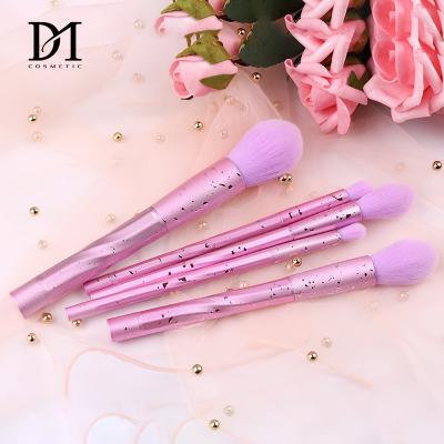 China Angular Blush 5pcs Purple PVC Cover Designer Makeup Brush Plastic Handle Makeup Brush Rose Makeup Brush With Plastic for sale