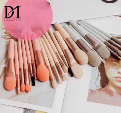 China Angular Blush High Quality Makeup Displacement Brush 7pcs Personalized Sponge Makeup Brush Ferrules For Beginner for sale