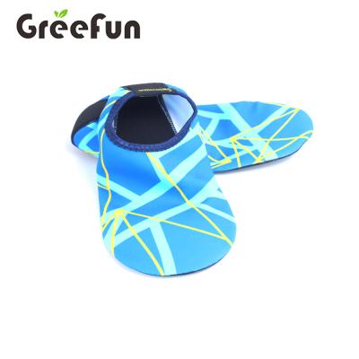 China light & comfortable & Portable Aqua Beach Pool Shoes Water Repellent Sspray Water Repellent Latex Bath Water Proof Portable Sock Beach Running Skin Aqua Beach Pool Shoes for sale