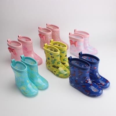 China High Quality Lightweight Outdoor Crystal Bottom Rain Boots Low Price Kids PVC Shoes Rubber Waterproof Boots For Kids for sale