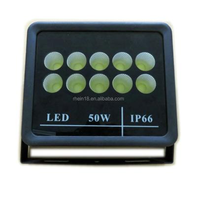 China ETL ip67 30w 50w ultra thin aluminum waterproof outdoor led flood light for sale