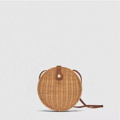 China 2019 New Summer Handwoven Bohemian Handwoven Shoulder Bag One Round Grass Woven Bag Vacation Beach Bag for sale