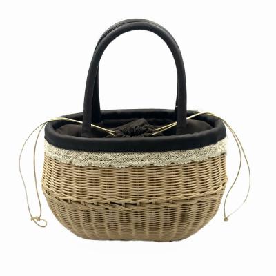 China Bohemian Half Moon Hand-make Straw Woven Bag Girl Lovely Fresh Woven Handbag Rattan Basket Small Tote Bag for sale