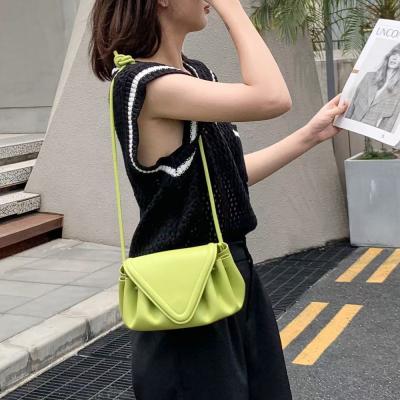 China Wholesale Luxury Genuine Cowhide Designer Hand Women Fold Fashion Triangle Fashion Triangle Leather Handbag Tote Bag for sale