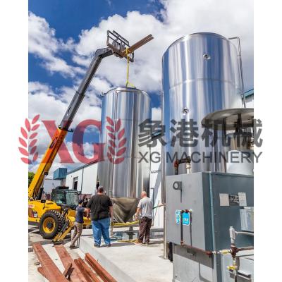 China 3500L 35HL 30BBL Hotels Insulated Stainless Steel Beer Fermentation Tanks / Vessels With Top Manhole for sale