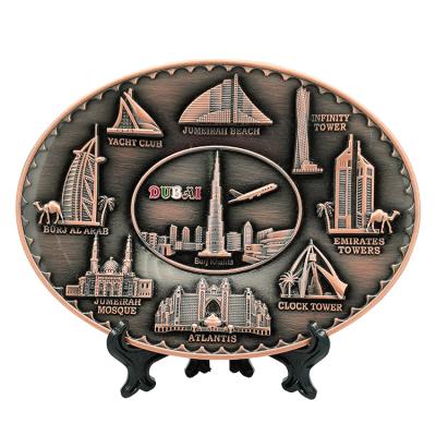 China Oval 3D Dubai Building Metal Dubai Abaya Dubai Souvenir Dish Antique Copper Dish for sale