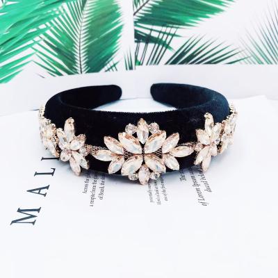 China Sexy Baroque Style Shiny Rhinestone Sponge Crystal Hair Band for sale