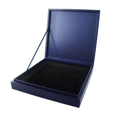 China Recyclable Custom Luxury Jewelry Cardboard Gift Box Packaging for sale