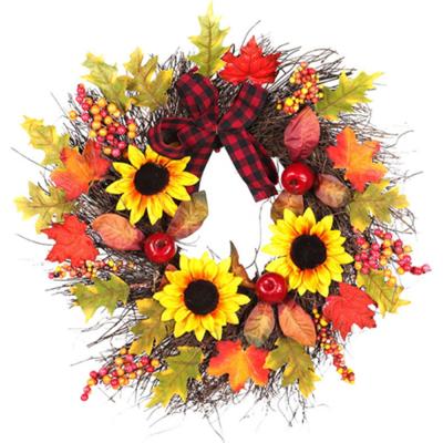 China Pure Handmade Wholesale Thanksgiving Berries Fall Ornament Hanging Wreath for sale