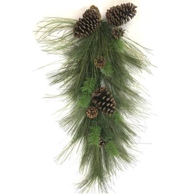 China 30 Inch Pure Handmade Christmas Green Hanger Wreath With Pine Cone For Wall Decoration for sale