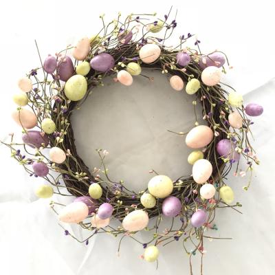 China Pure Handmade High Quality Decorations Easter Day Garland for sale