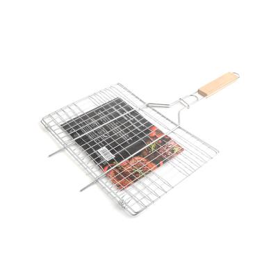 China Hot Selling Easily Cleaned Portable BBQ Grilling Basket Barbecue Wire Mesh Grill Net With Wooden Handle for sale